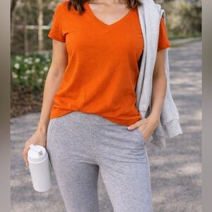 Fanatics Orange V-Neck T-Shirt Size S Casual Athleisure Basic Tee